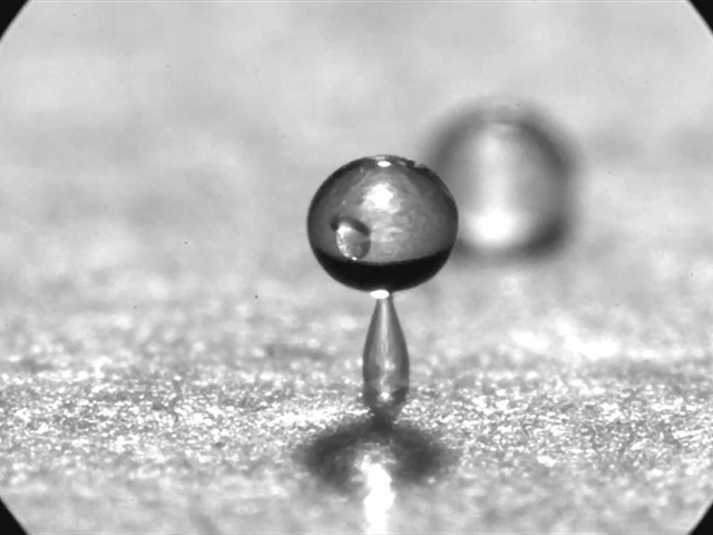 Droplet behavior of pesticides